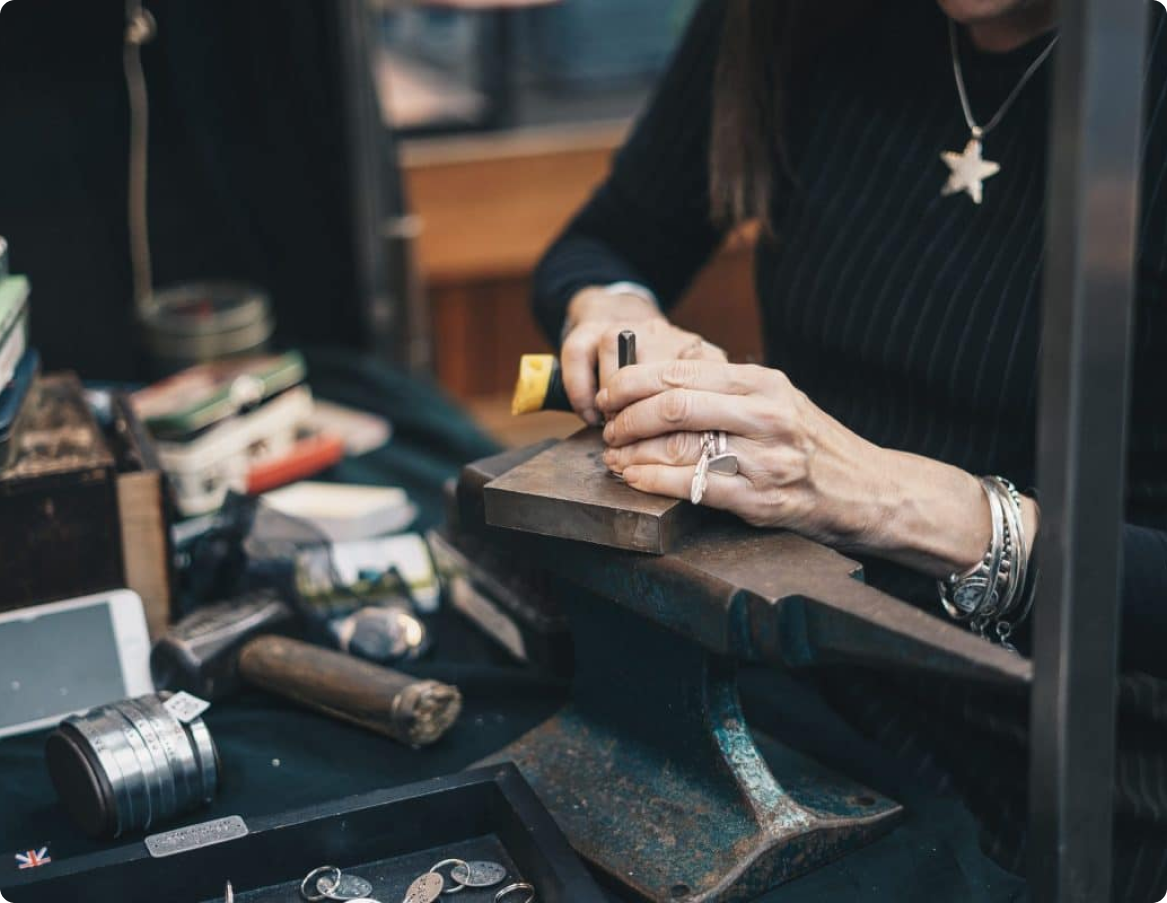 The Soulful Art of Presenting: Embracing the Heart of Gifting